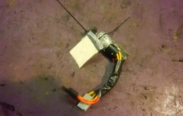 Renault Clio I Ignition lock