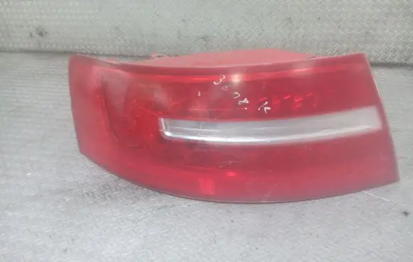 Audi A6 S6 C6 4F Rear/tail lights 89393097