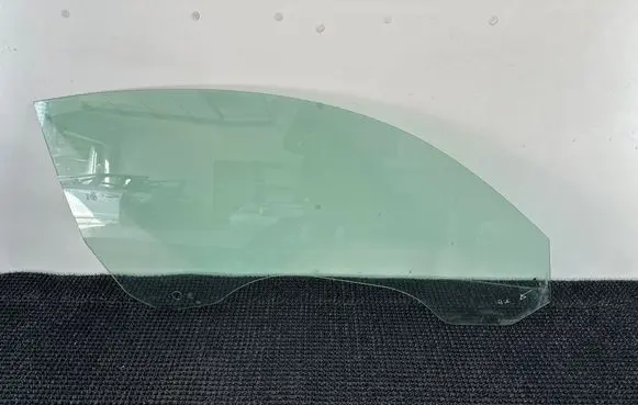 Audi TT TTS Mk2 Front door window/glass (coupe) E943R000470
