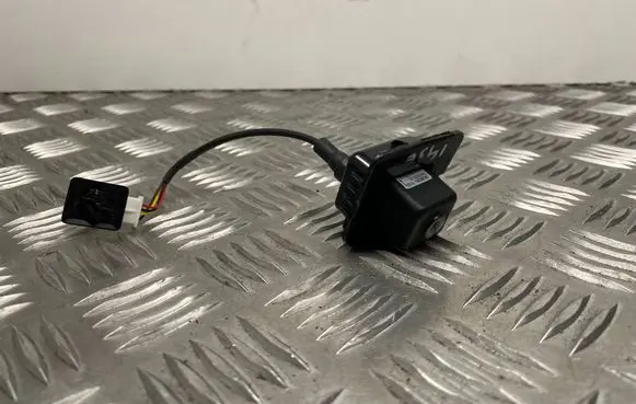 Mercedes-Benz R W251 Reversing camera A2518200897