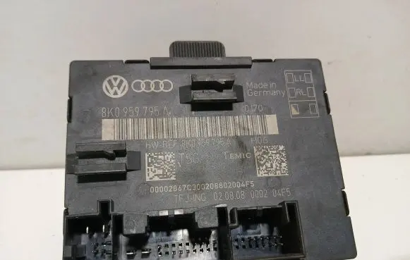Audi A4 S4 B8 8K Door control unit/module 8K0959795A 82003004F5