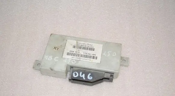 Mercedes-Benz C W202 Light module LCM A2028200026