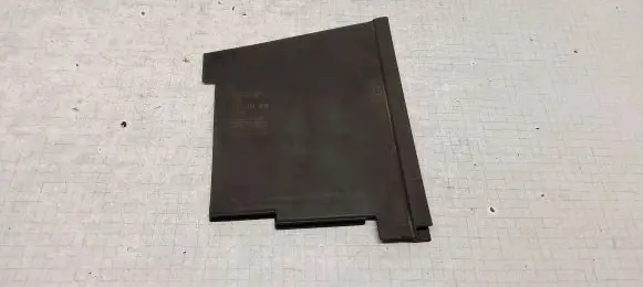 Volkswagen Transporter - Caravelle T5 Battery tray heat shield 7H0915435
