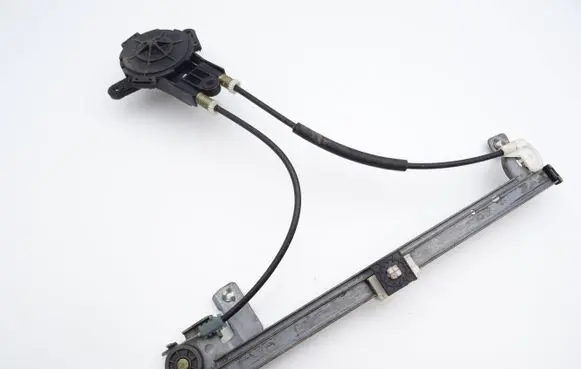 Peugeot 106 Rear door manual window regulator 111075