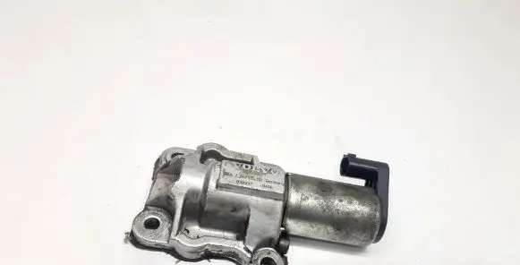 Volvo XC90 Camshaft vanos timing valve 8670421