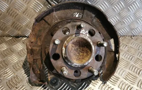 Mitsubishi Lancer X Rear wheel hub