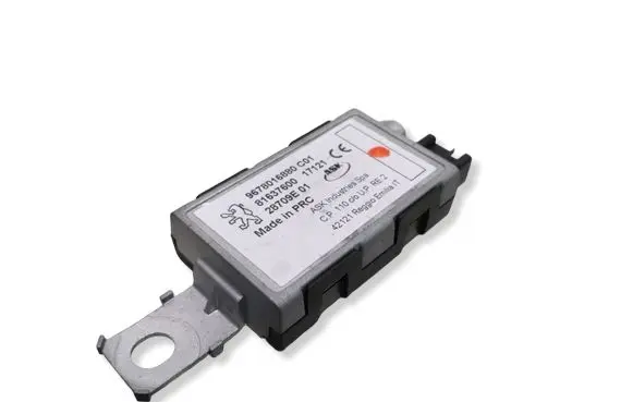 Peugeot 2008 II Aerial antenna amplifier 9678016880 81637600