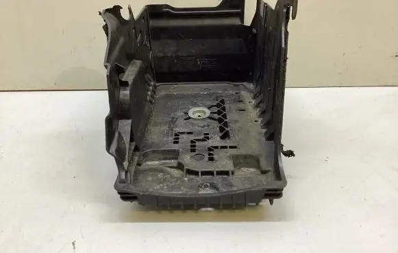 Volvo XC60 Battery tray 31294078