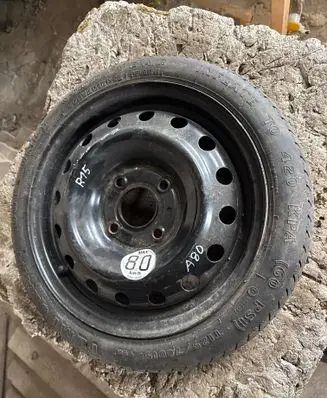 Nissan Tiida C11 R15 spare wheel 