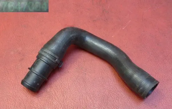 Mini One - Cooper Coupe R56 Engine coolant pipe/hose 7647004 2757494