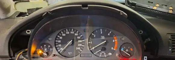 BMW 5 E39 Speedometer (instrument cluster) 62116906122 6906122 110008784