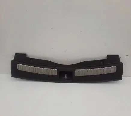 Opel Insignia B Tailgate/boot lid lock trim 13487498