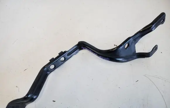 Jeep Wrangler Radiator mount bracket 68337889AC
