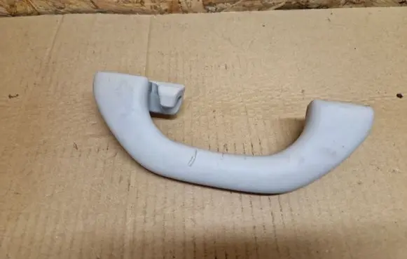 Volkswagen Polo V 6R Rear interior roof grab handle 6R0857607