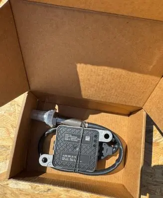 Mercedes-Benz C W205 Lambda probe sensor A0009052519 SNS1129 AAA2139250000