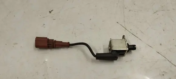Skoda Octavia Mk3 (5E) Turbo solenoid valve 04l907284