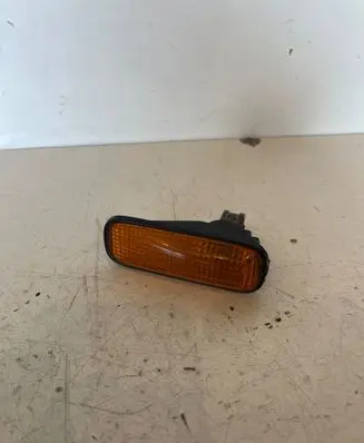 Honda Legend III KA9 Front fender indicator light 12V5W