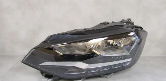 Volkswagen Golf Sportsvan Headlight/headlamp 517941005D X5V19F200C9W