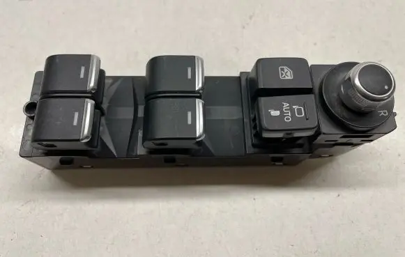 Mazda CX-5 II Electric window control switch KF8C66350