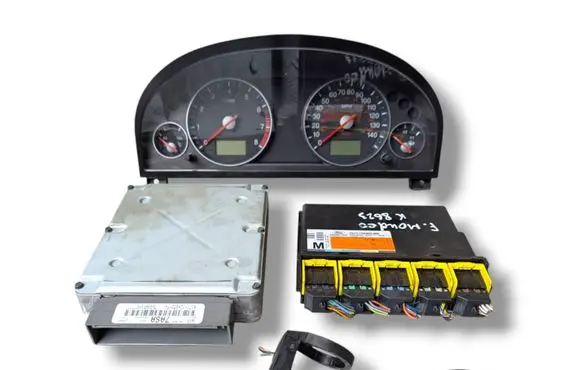 Ford Mondeo Mk III Engine ECU kit and lock set 4S71-12A650-PA