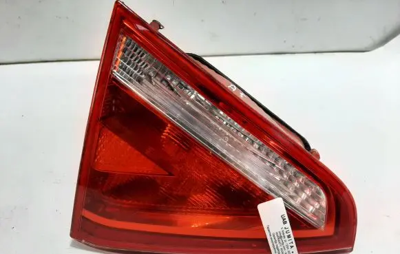 Audi A5 Sportback 8TA Tailgate rear/tail lights 8T0945093