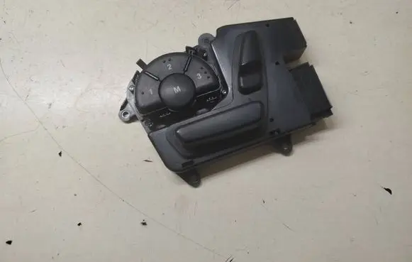 Mercedes-Benz GL X164 Seat control switch a1648704310 03464831