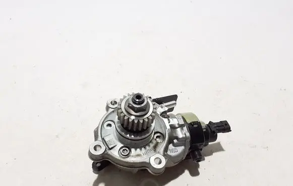 Renault Trafic III (X82) Fuel injection high pressure pump 167009230R