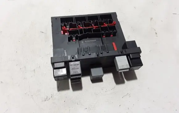Volkswagen Caddy Comfort/convenience module 1K0937049A