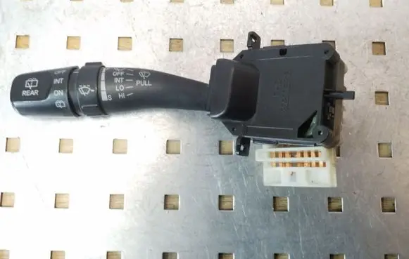 Hyundai Tucson JM Wiper control stalk 202003218
