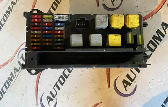 Volkswagen Crafter Fuse module 9065450101 5B11F0117 11302011