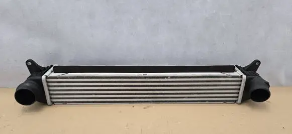 Hyundai i30 Intercooler radiator 2827007600 20231130 A10150732