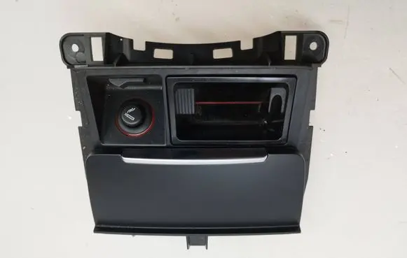 Audi A5 Sportback 8TA Car ashtray 8K0857951