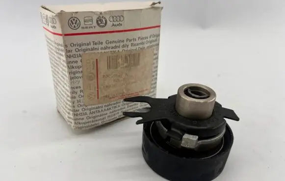 Volkswagen Vento Timing belt tensioner 030109243K P9D0 27072005