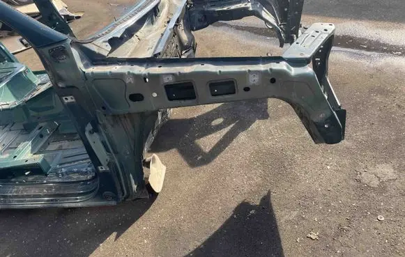Front quarter panel