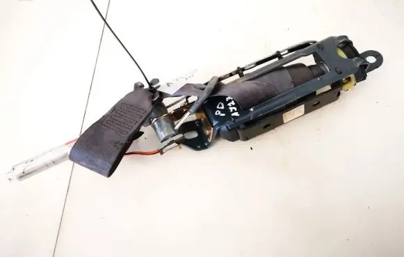 Volvo S40, V40 Front seatbelt
