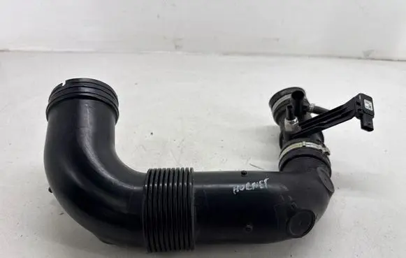 Dodge Hornet Air intake duct part 52109791 68214088AA