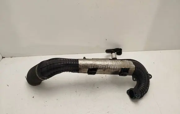 Ford Kuga I Turbo air intake inlet pipe/hose 7M519A673 4499689E V7W9X