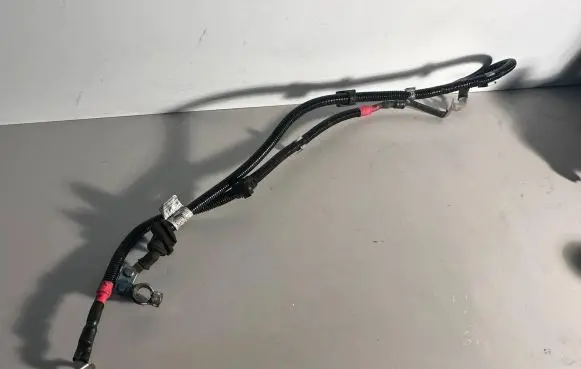 BMW 2 F45 Positive cable (battery) 8677248 8677147