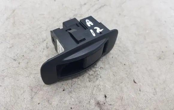 Toyota Corolla Verso E121 Electric window control switch 54035228 84010F030B0