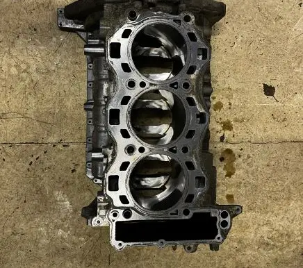 Porsche 911 991 Engine head 9A11011769R 9A1101176