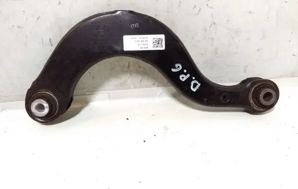 Volkswagen PASSAT B8 Rear upper control arm/wishbone 5Q0505323D