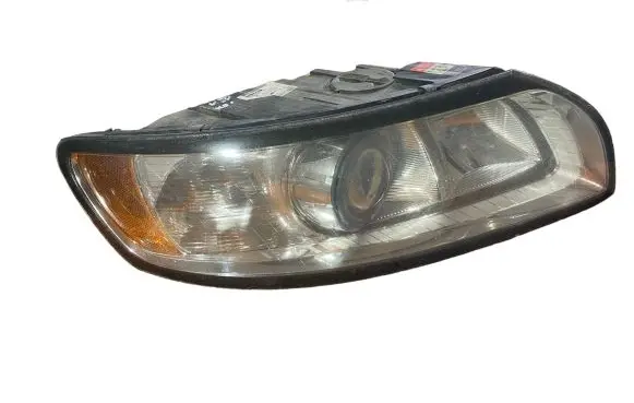 Volvo V50 Headlight/headlamp 31265699 0301237272