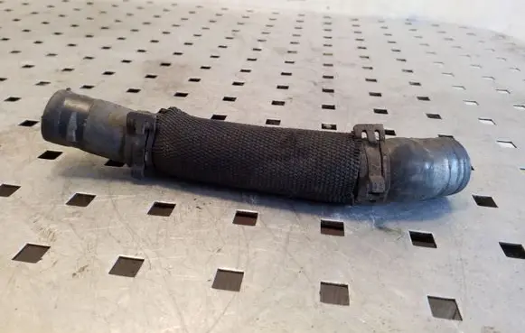 Land Rover Range Rover Sport L320 Engine coolant pipe/hose