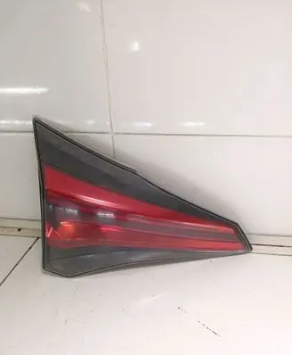 Toyota RAV 4 (XA40) Tailgate rear/tail lights 8159042031 A4Q2420001