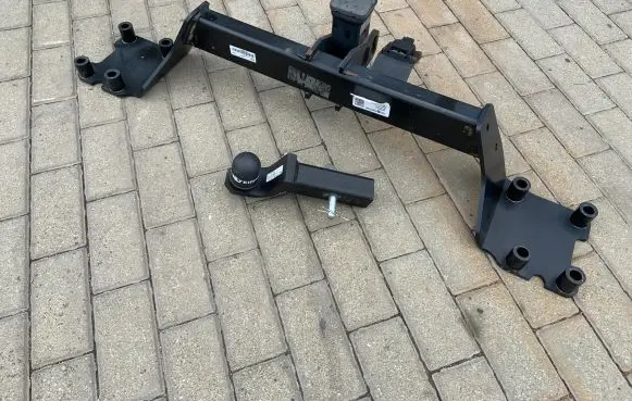 Audi Q7 4M Tow bar set 4M0803881A