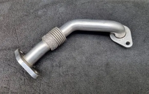 EGR valve line/pipe/hose