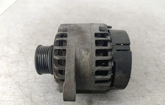 Opel Vectra C Generator/alternator 93180102
