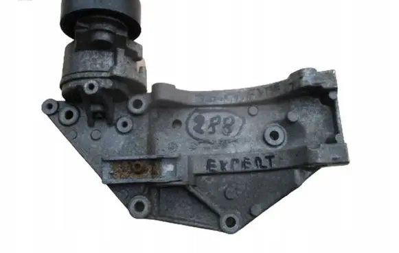 Peugeot Expert Generator/alternator bracket 9682367380