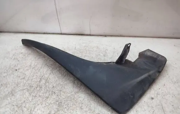 Nissan Navara Front mudguard 63851EB300
