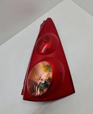 Peugeot 107 Rear/tail lights 815500H040